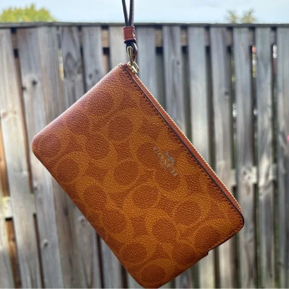 -SOLD- - Picture 2 of 9